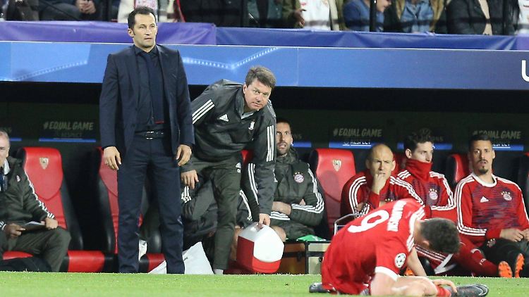 Bayern-Sportdirektor Hasan Salihamidzic wich konkreten Aussagen zum Kovac-Wechsel konsequent aus.
