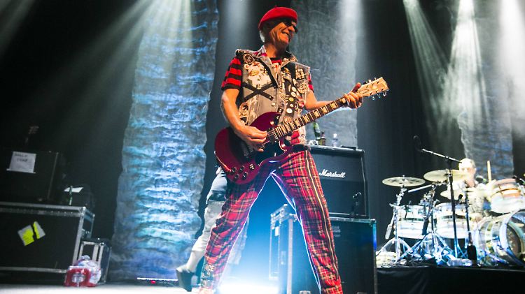Captain Sensible von The Damned im April 2017 in San Francisco.