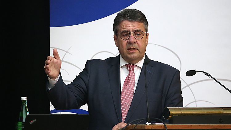 Sigmar Gabriel hielt seine erste Vorlesung an der Universität Bonn.