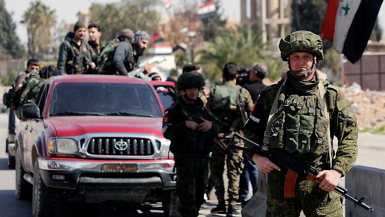 Militärische Schutzmacht in Syrien: Die Tatorte des mutmaßlichen Giftgaseinsatzes in Duma sind unter russischer Kontrolle.