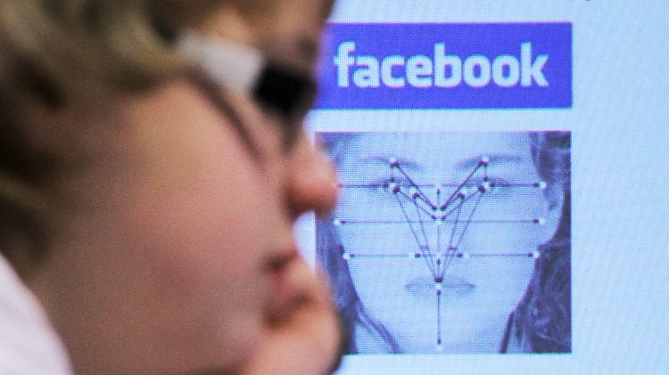 Facebooks Gesichtserkennung stieß in Europa auf heftigen Widerstand und wurde daraufhin vorübergehend deaktiviert.