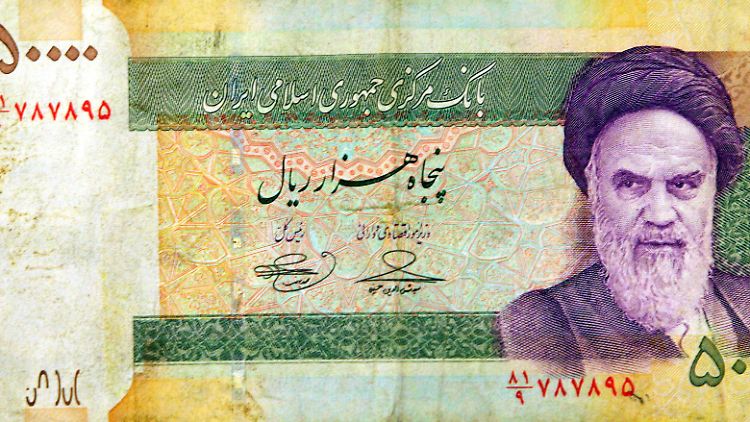 Der iranische Rial hatte zuletzt gegenüber dem Dollar dramatisch an Wert verloren.
