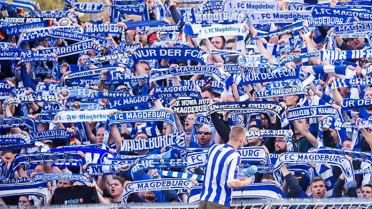 Magdeburgs Sturmlauf durch die dritte Liga könnte schon am Wochenende zum erstmaligen Aufstieg in Liga zwei führen.