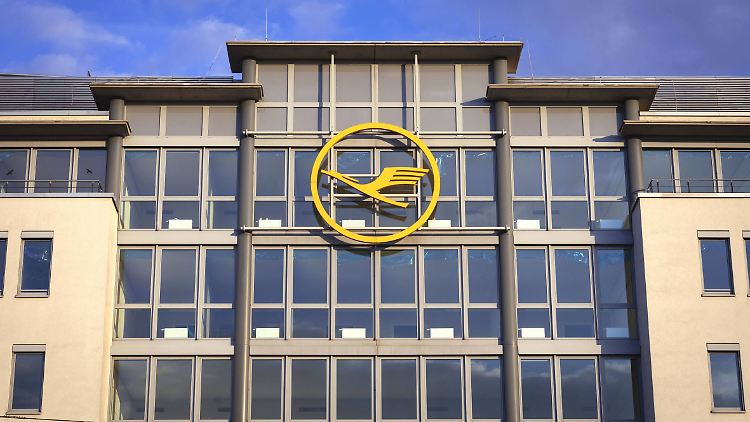Die Hauptverwaltung der Lufthansa in Köln - auch hier sollen Mitarbeiter digital fitgemacht werden.
