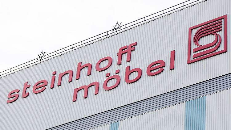 In Amsterdam findet die Hauptversammlung von Steinhoff statt.
