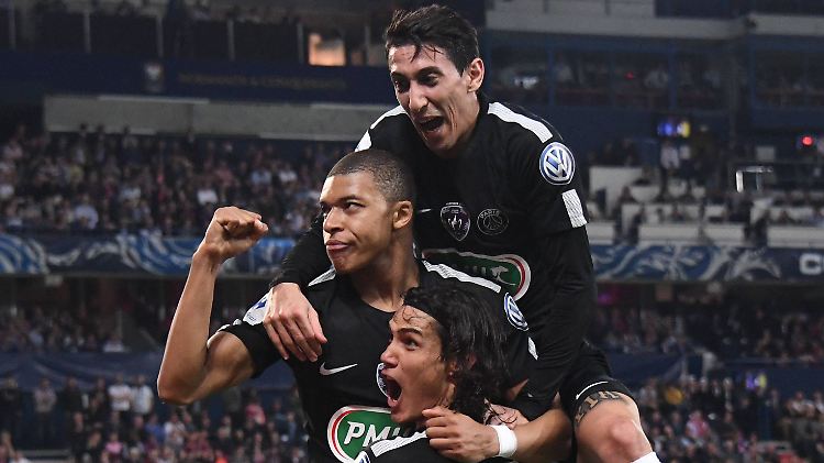 Französicher Meister: Kylian Mbappé, hier mit Edinson Cavani und Angel di Maria.