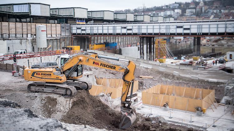 Der neue Bahnhof soll nun 2025 eröffnet werden.