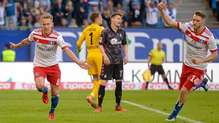 Der vom Boulevard als "Lusche" abgestempelte Lewis Holtby (l.) schenkt dem Hamburger SV neue Hoffnung im Abstiegskampf.