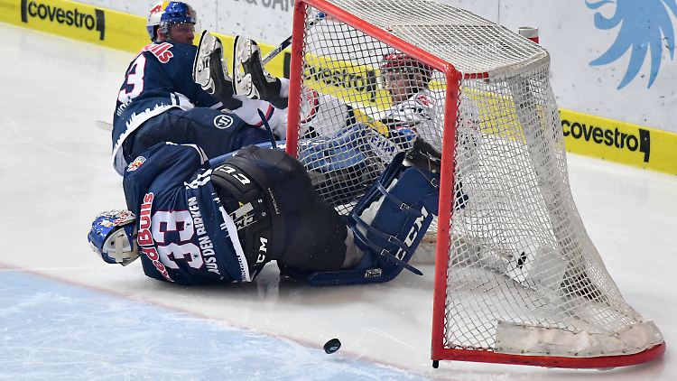 Hochklassiges Eishockey, viel Action, elf Tore - das alles bot das fünfte DEL-Finalspiel zwischen Meister München und Rekordmeister Berlin.