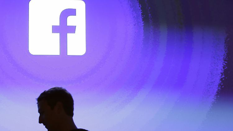 Facebook verwendet eine automatisierte Software, um umstrittene Posts ausfindig zu machen.