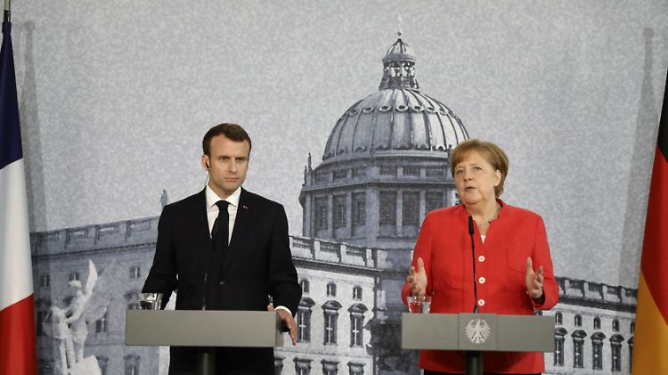 Emmanuel Macron wirbt für einen europäischen Finanzminister und stößt bei Angela Merkel auf Skepsis.