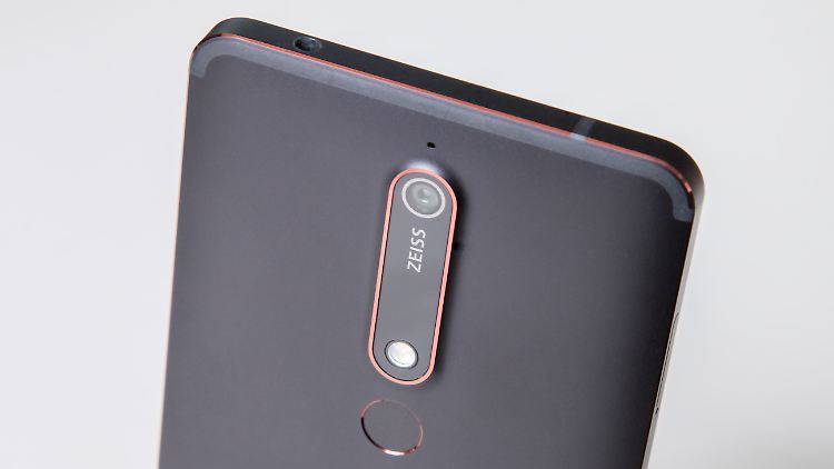 Alu-Bolide mit Zeiss-Optik: das Nokia 6.1.
