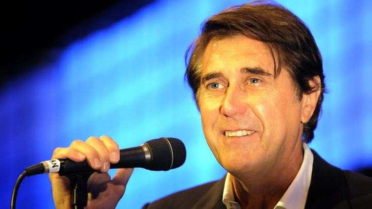 War mal Kunstlehrer an einem Mädchenpensionat: Bryan Ferry.