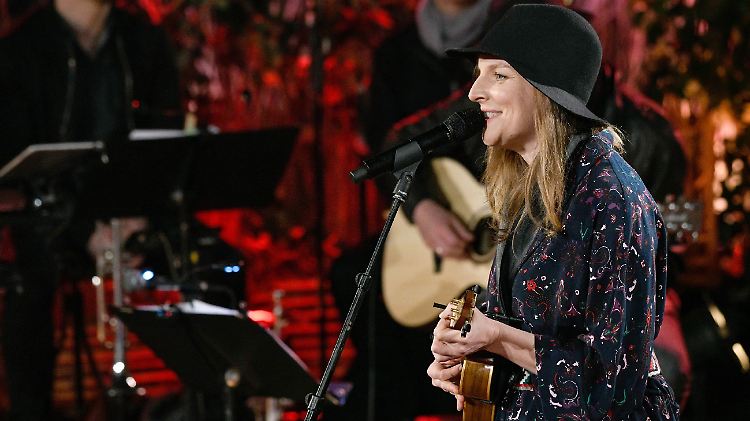 Judith Holofernes bringt laut Mark Forster "etwas Niveau in die Bude".