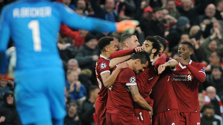 Mohamed Salah brachte Liverpool mit seinen Saisontoren Nr. 42 und 43 gegen Rom mit 2:0 in Führung.