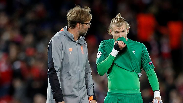 Ob Jürgen Klopp (l.) Torwart Loris Karius schon auf das vorbereitet, was ihm im Rückspiel droht?