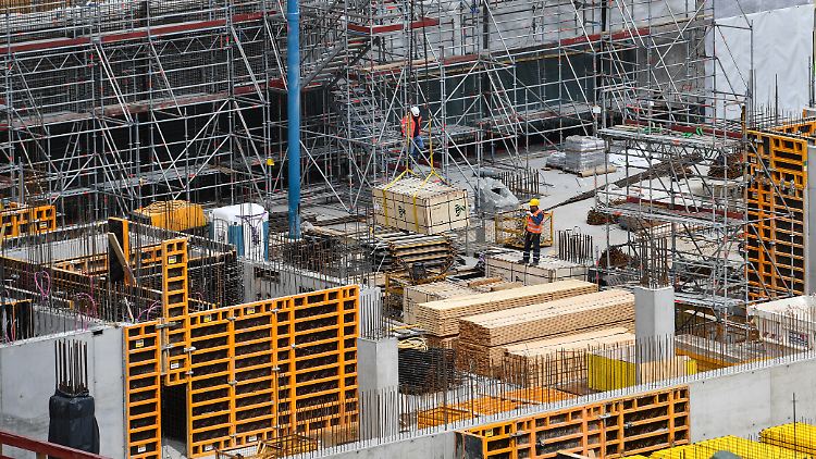 Die Zahl der Erwerbstätigen soll dieses Jahr um fast 600.000 steigen.