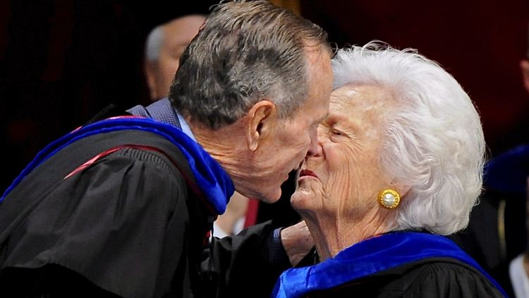 George H. W. Bush und seine Frau Barbara 2008 in Texas.