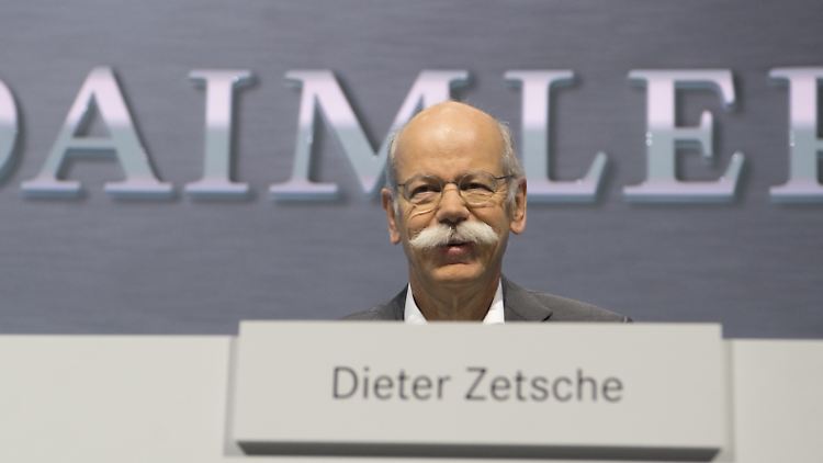 Kann sich über gute Umsätze freuen: Daimler-Chef Dieter Zetsche.