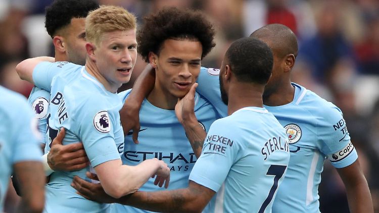 Leroy Sané ist Manchester Citys Liebling - der Nationalspieler ist topfit.