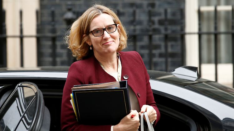 Innenministerin Amber Rudd wurde für ihre widersprüchlichen Aussagen kritisiert.