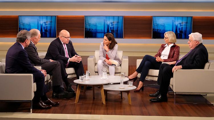 Wills Gäste, von links nach rechts: Dieter Kempf, Jürgen Trittin, Peter Altmaier, Christiane Hoffmann und John Kornblum