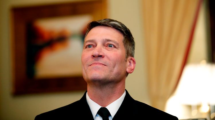 Nach seiner gescheiterten Nominierung als Veteranenminister gibt Trumps Leibarzt Ronny Jackson auch diesen Posten auf.