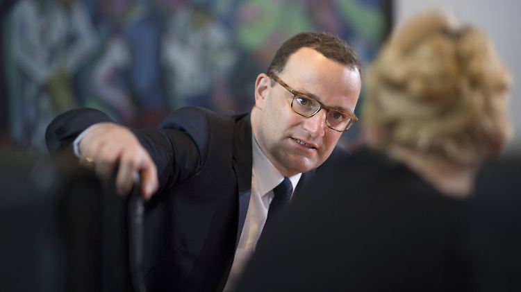 Bekommt nach seinem Reform-Vorschlag kräftigen Gegenwind: Jens Spahn.