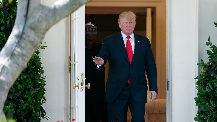 Trump soll unter anderem die Comey-Entlassung erklären.