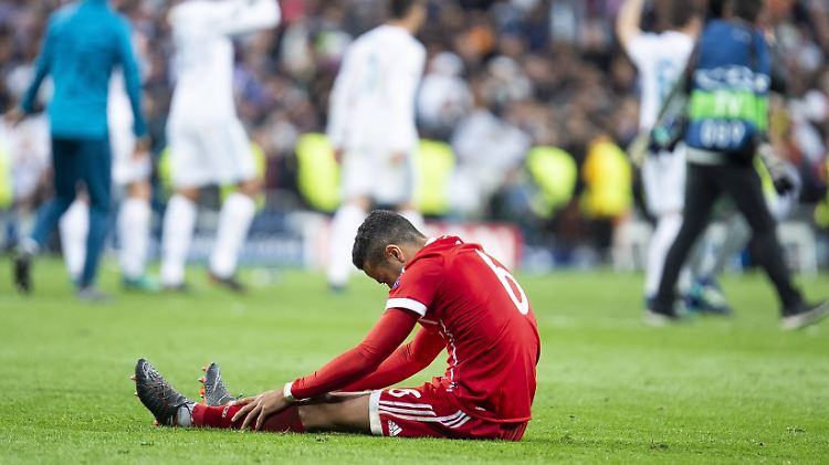 Nicht nur Thiago Alcantara war nach dem Spiel niedergeschlagen.