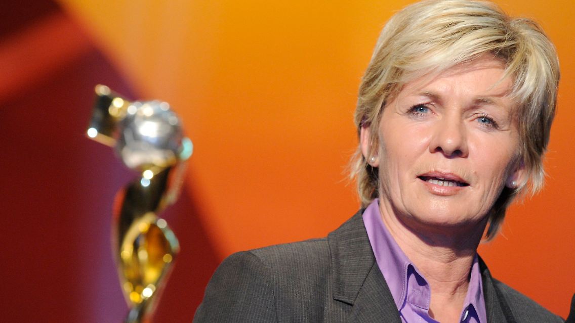 Mission Gold: Bundestrainerin Silvia Neid.