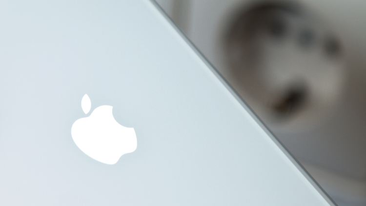 Die kommenden iPhones kann man wahrscheinlich aus der Packung heraus schnellladen.