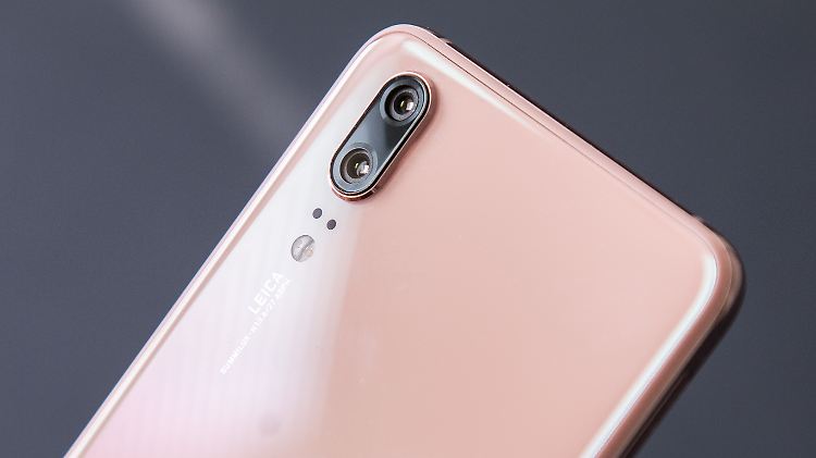Sieht nicht nur so gut aus wie das iPhone X: Das Huawei P20 ist ein Spitzen-Smartphone. 