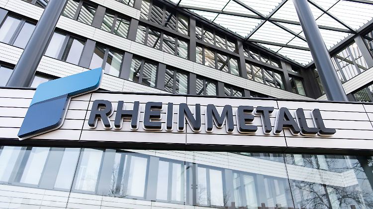 Wegen der verzögerten Projekte im Verteidigungsgeschäft musste Rheinmetall im ersten Jahresviertel noch einen Umsatzrückgang um knapp sieben Prozent auf 1,26 Milliarden Euro hinnehmen.