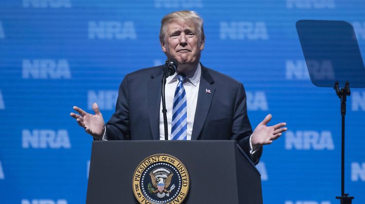 "Bumm, komm her": Donald Trump beweist in Dallas ein gewisses Maß an Einfühlungsvermögen - für menschenverachtende Attentäter.