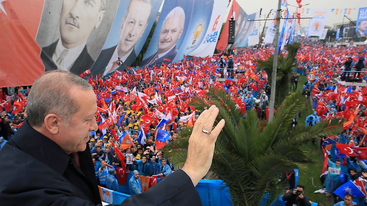 "Bis kein Terrorist mehr übrig ist": Präsident Erdogan rechnet schon Monate vor der Wahl mit dem Beginn einer "neuen Ära".