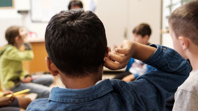 Die Union im Werteunterricht Flüchtlingskindern das deutschen Werte-/ Rechtsstaatssystem vermitteln.