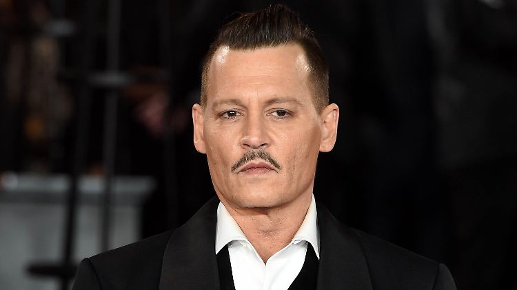 Johnny Depp bekam nicht, was er wollte. Das führte angeblich zu einer unglücklichen Verkettung verschiedener Ereignisse.