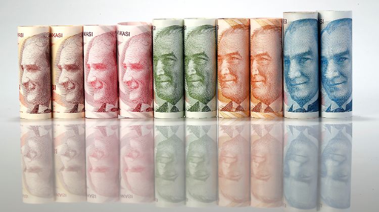 Erdogan kritisiert die aktuelle Lira-Verkaufswelle. Er werde diesen Angriff auf die türkische Wirtschaft abwehren.