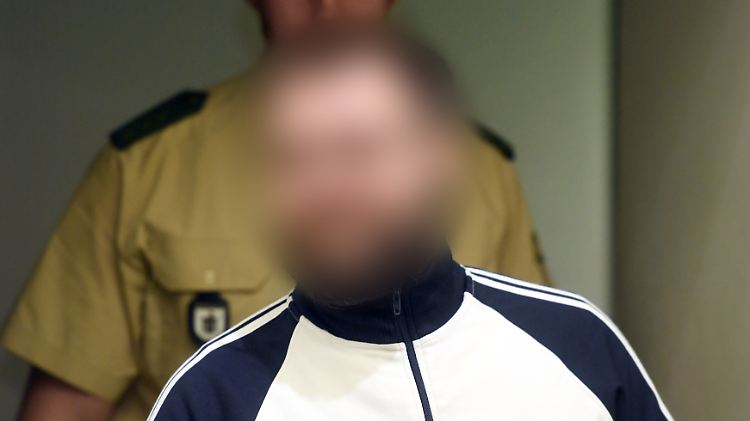 Die Staatsanwaltschaft fordert zwölf Jahre Haft wegen Beihilfe zum versuchten Mord für André E.