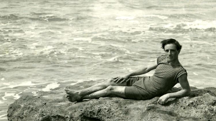 La dolce vita - das süße Leben der 1920er-Jahre - ist vorbei. Die jungen Männer von heute sollen wieder arbeiten.