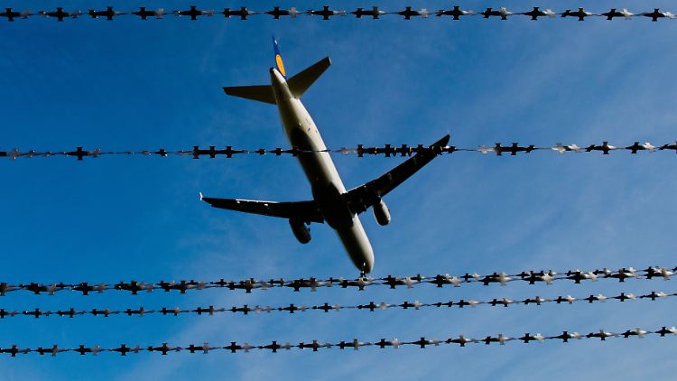 Haikel S. wurde nach Tunesien geflogen.