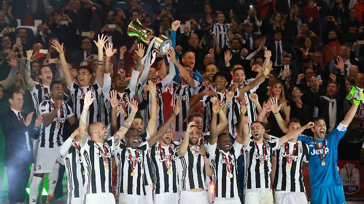 Juventus schaffte mit dem Erfolg gegen Milan den vierten Pokalsieg in Folge.