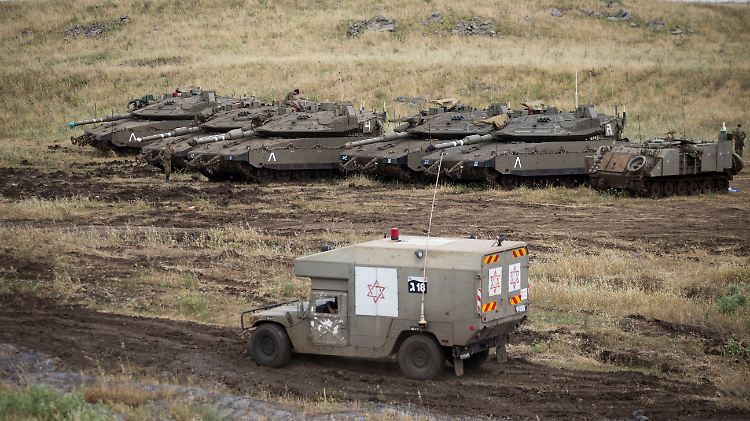 Ein israelischer Militär-Krankenwagen auf den Golanhöhen.