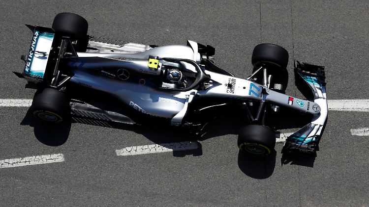 Valtteri Bottas zauberte eine Fabelzeit auf den Asphalt von Barcelona.