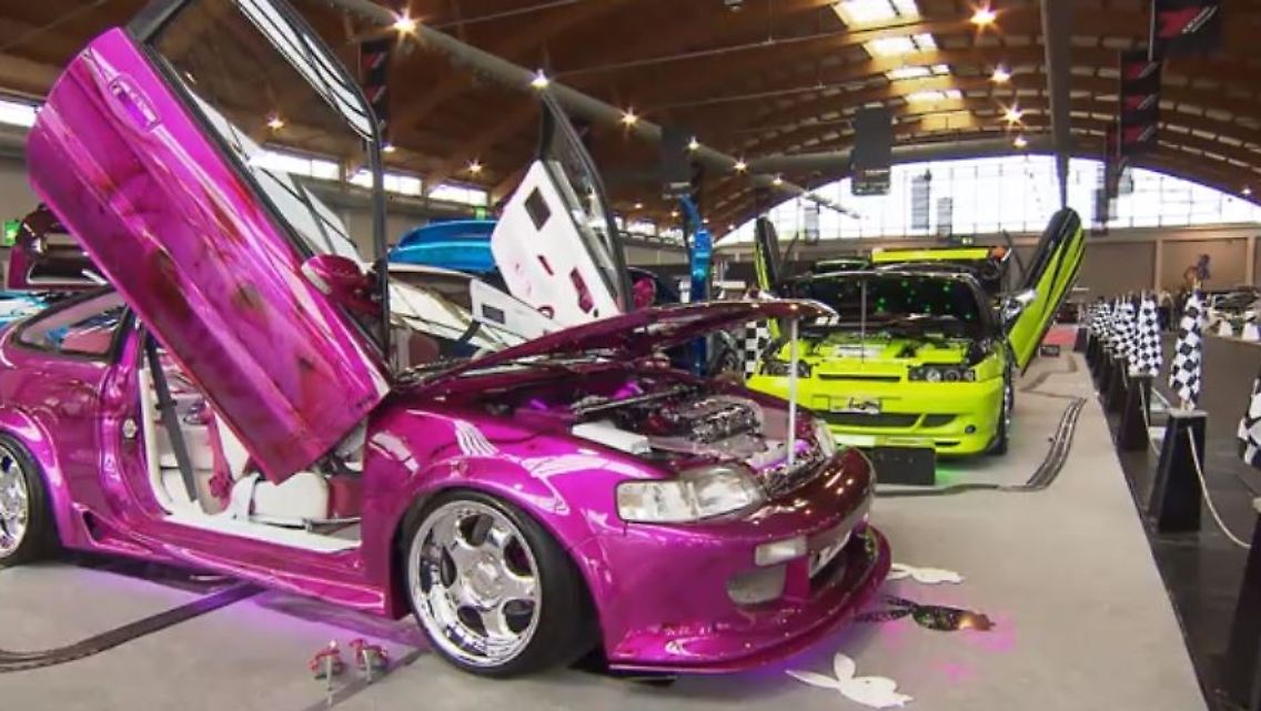 autos.JPG
