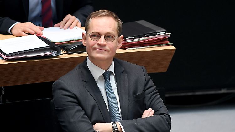 Michael Müller moniert die Größe von Scholz' Investitionsvorhaben.