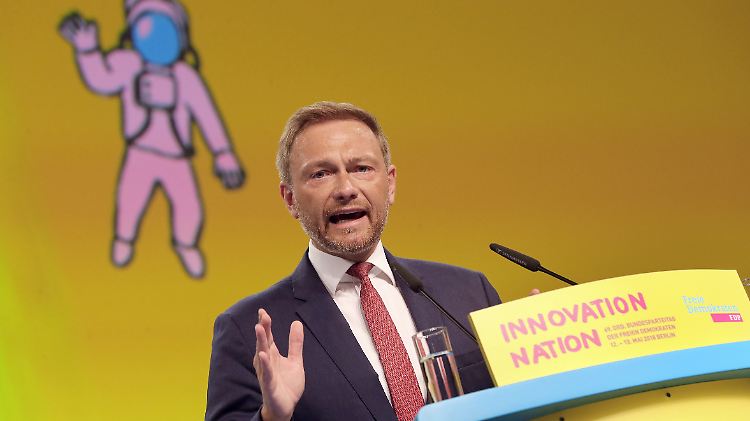 Lindner auf dem Bundesparteitag in Berlin.