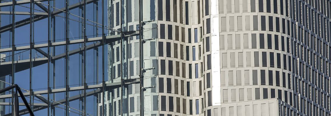 IWG betreibt 3000 Büros in 114 Ländern und setzt damit im Jahr rund 2,4 Milliarden Pfund um.