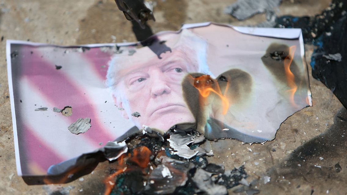 US-Präsident Donald Trump hatte diesen umstrittenen Schritt im Dezember verkündet.